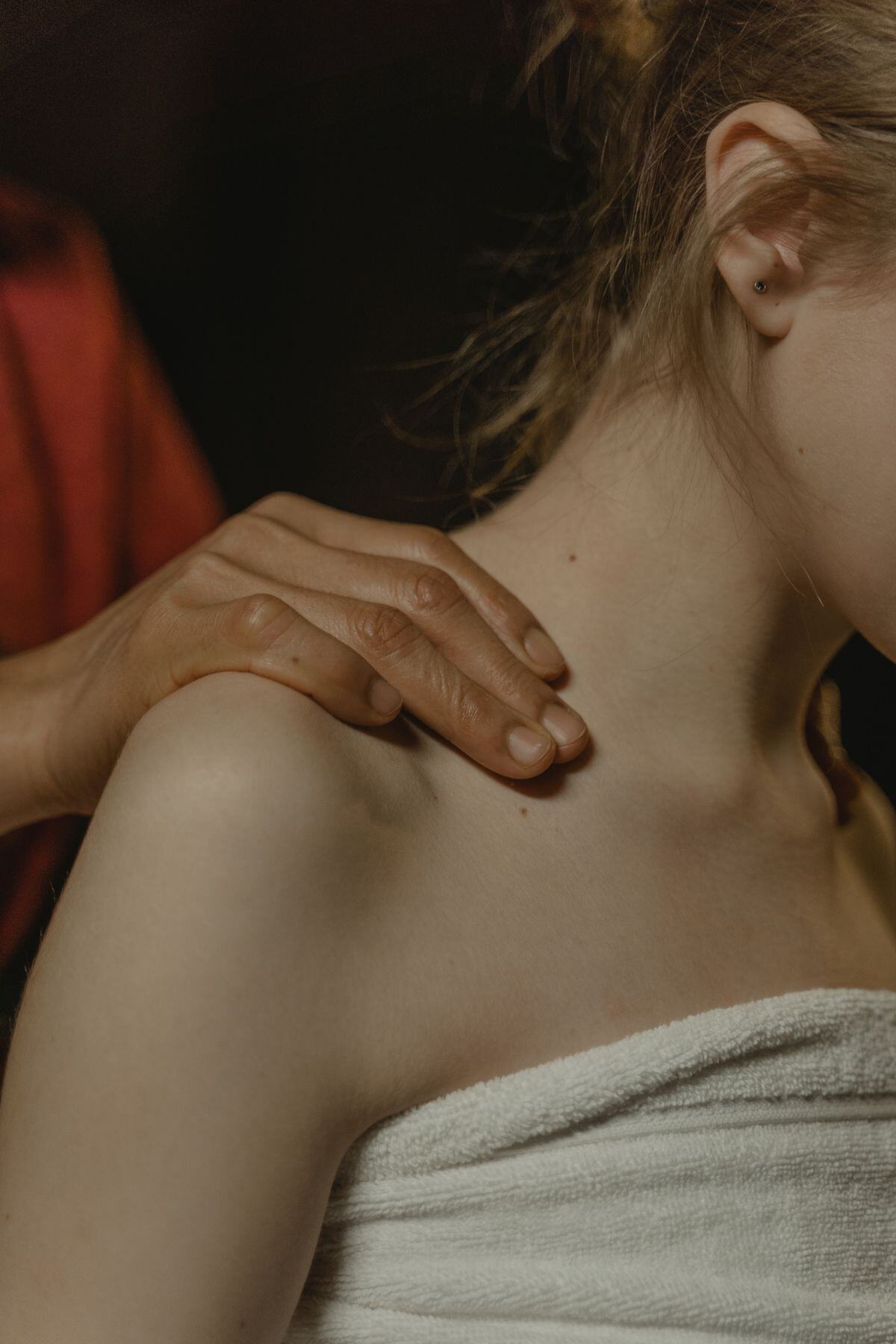 Neck and shoulder massage to relieve tension from desk work, Flushing Queens
